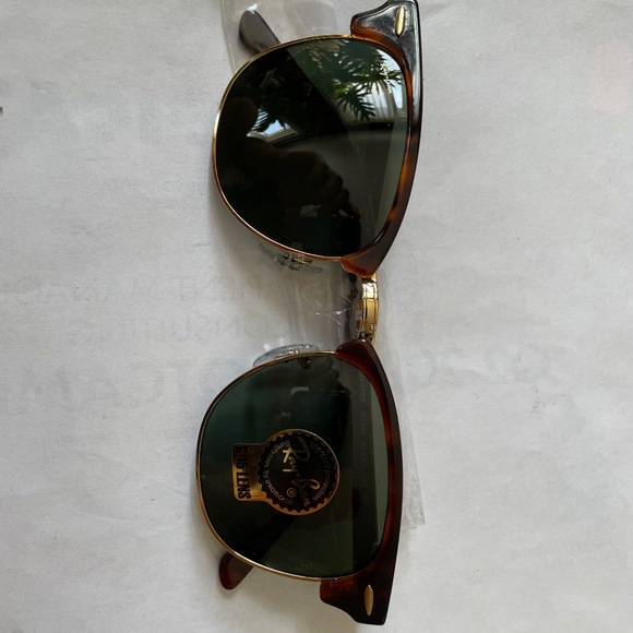 Ray-Ban Sunglass - CLUBMASTER CLASSIC - Picture 1 of 8